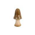Beige keramiksvamp som höstdekoration för bord och hylla.