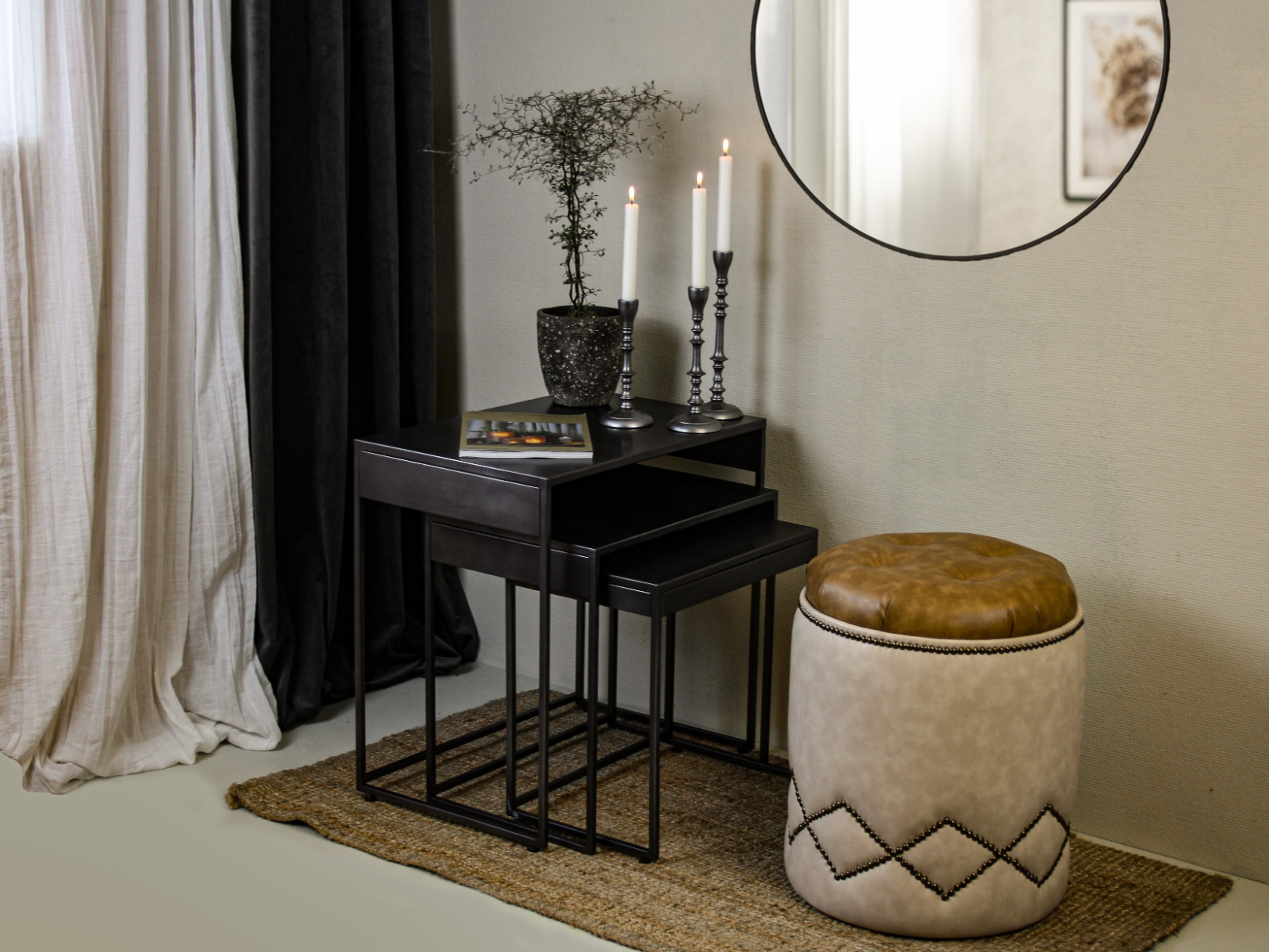 Sittpuff i läder läcker design för alla rum